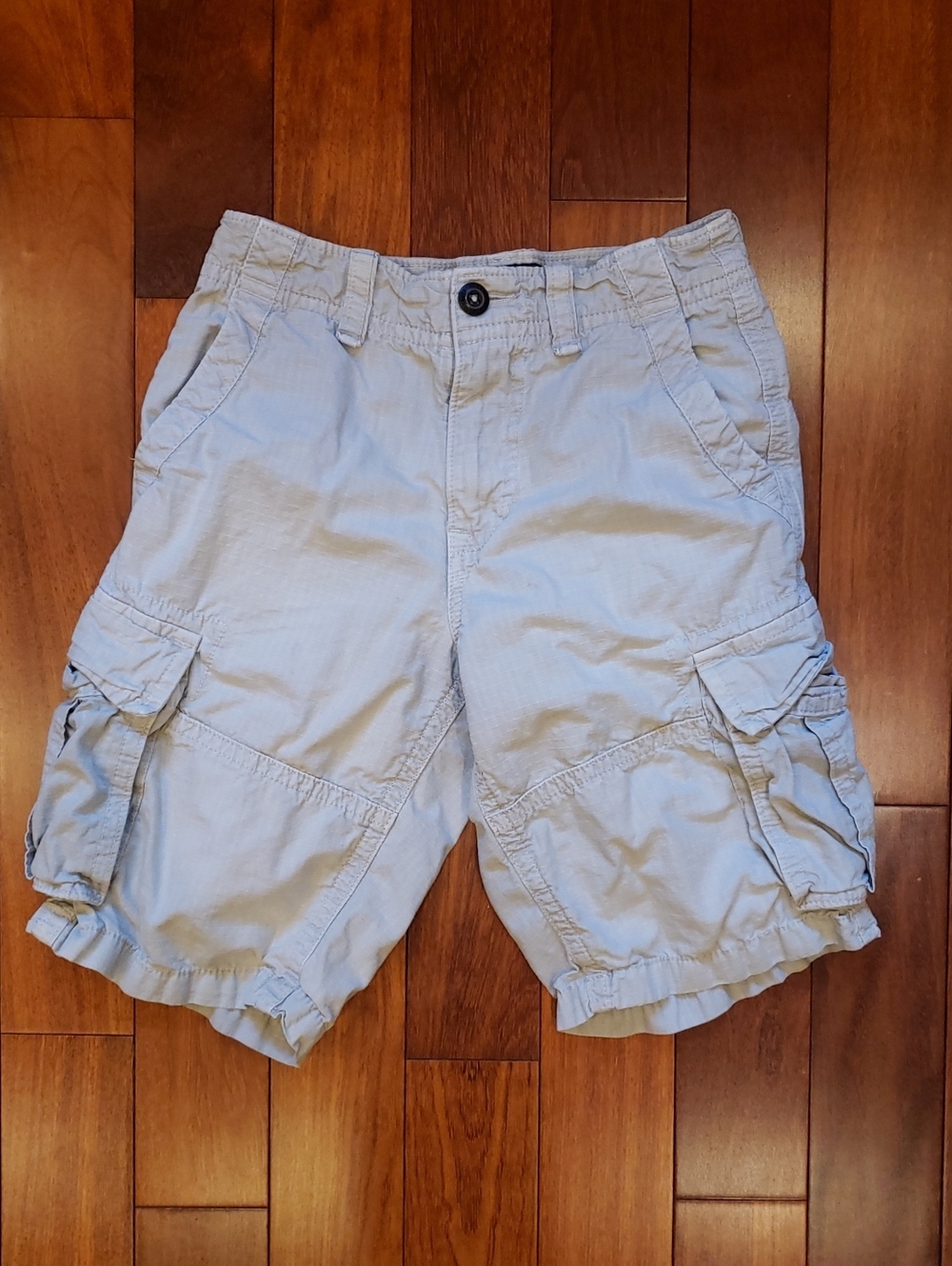 Men's size 28 American Eagle Rip Stop Cargo Shorts 10"